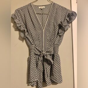 Max studio shirt, size small, navy and white